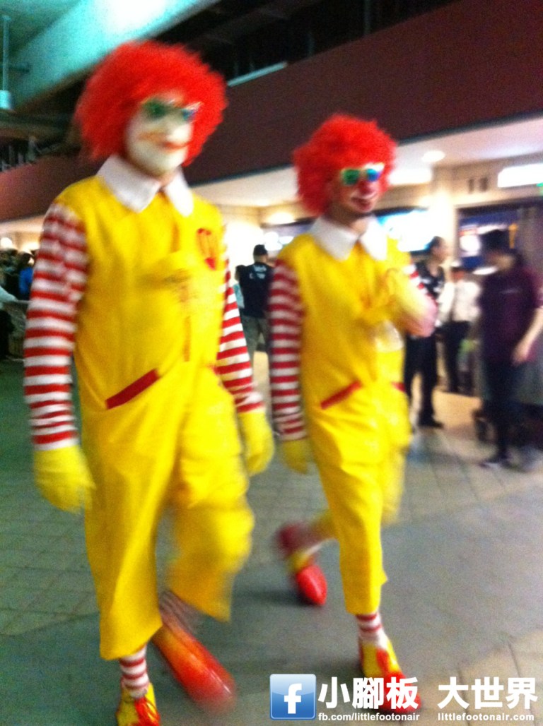 Mr Uncle Mcdonalds, I would like to order one Big Mac, pls